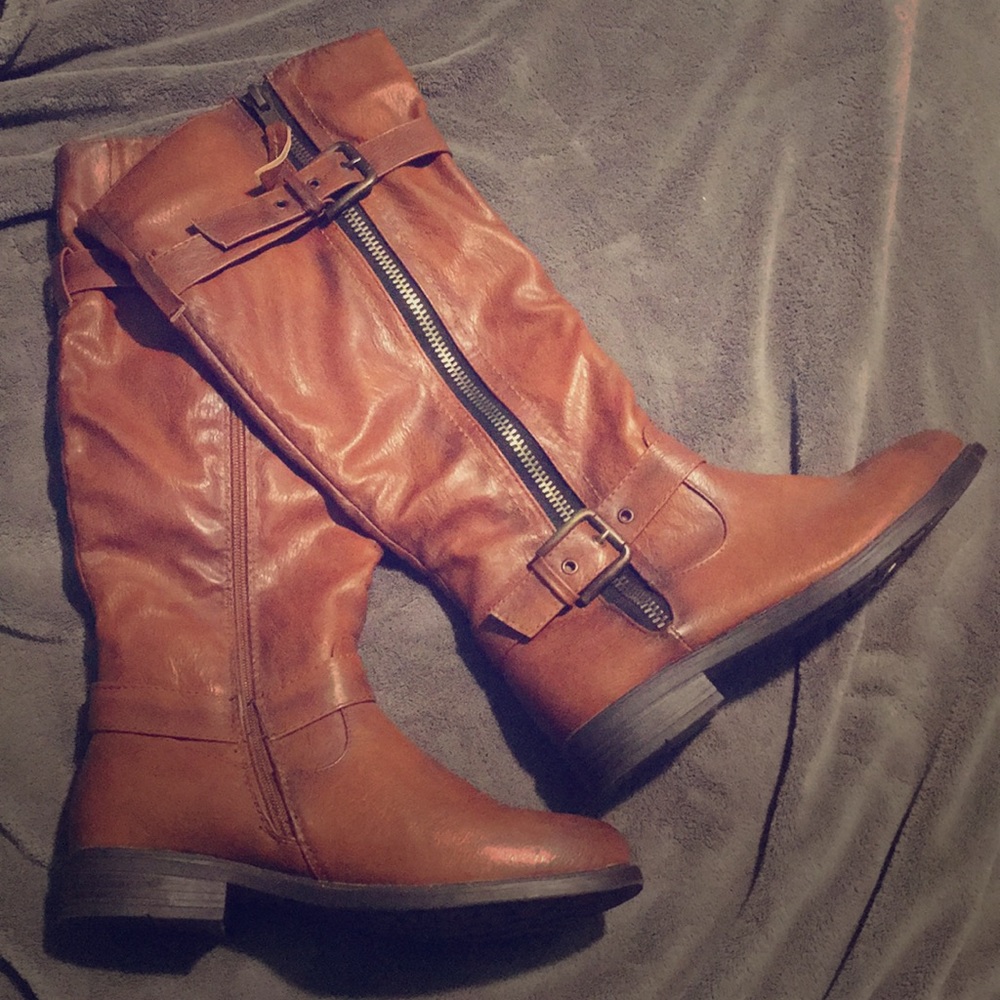 De Blossom Collection brown fall boots